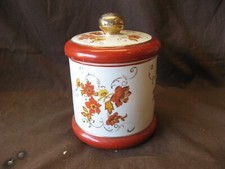 Ancien pot couvert en porcelaine de couleuvre vers 1950