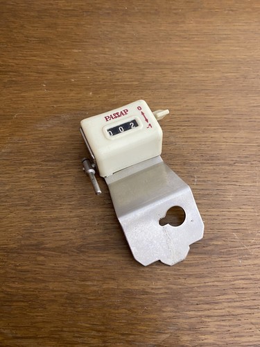 Ancien compteur machine - ancien,