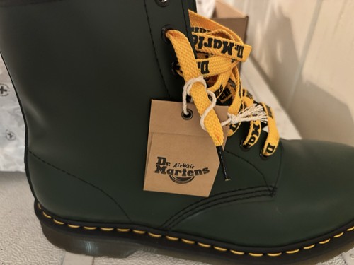 Doc martens hole - doc,