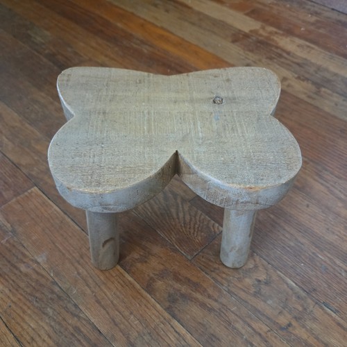 Rustic wood stool butterfly - ,