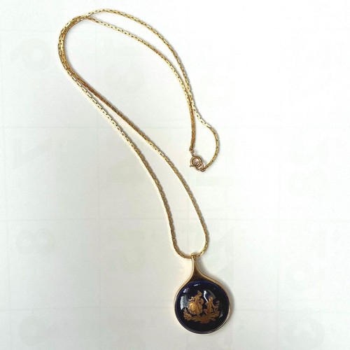 Pendentif ancien émail