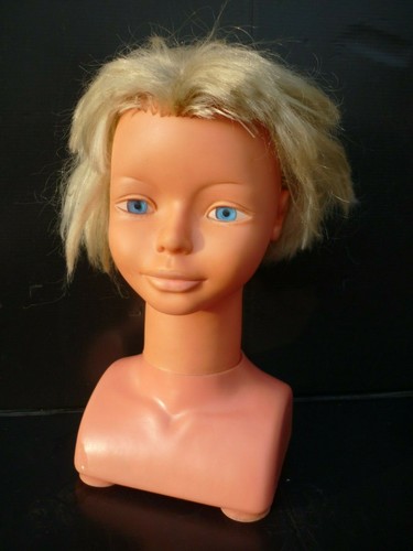 Tête coiffer à - tête,