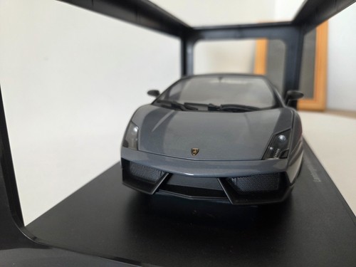 Autoart lamborghini - 1/18,