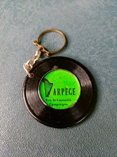 Porte clé vinyle - arpège,