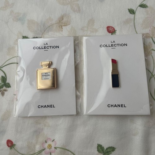 Ensemble badge épingle - , à