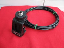 Embase d'antenne de coffre, toit ou autre avec son câble munie de sa prise PL