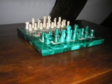 Ancien jeux d'échecs en gemme