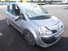 Fusee arriere droit RENAULT GRAND MODUS PHASE 2