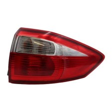 Feu arriere principal droit