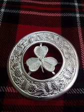 TC Kilt Mouche Plaid Broche