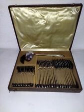 MÉNAGERE COUTELLERIE  ART