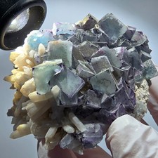 Grand spécimen de fluorite