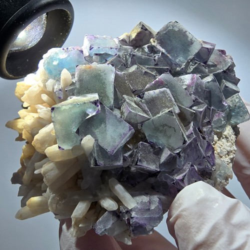 Grand spécimen fluorite - de,