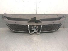 9631250277 grille gauche capot