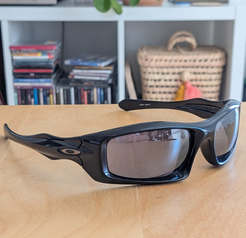 Oakley sunglasses monster - sunglasses,