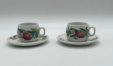 TASSE A DEJEUNER  PORCELAINE DE PARIS DECOR ABONDANCE LOT DE 2 TASSES