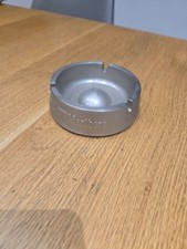 Cendrier Marlboro em metal