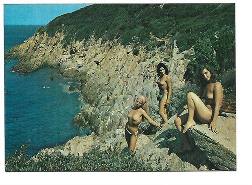 Femme nue ile du - , levant
