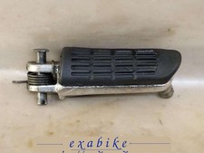 repose-pied avant droit pour