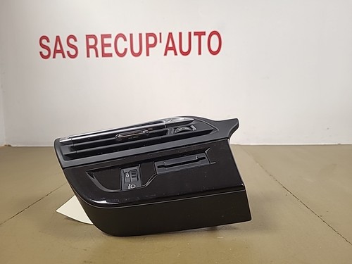 Grille ventilation gauche - de,