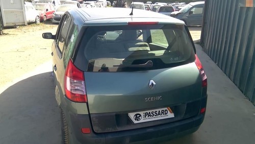 Malle hayon arriere renault - arriere,