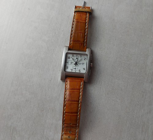Ancienne montre quartz - montre,