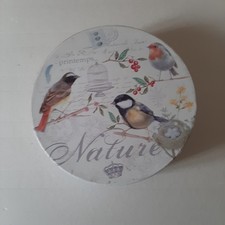 4 assiettes plates  à décor
