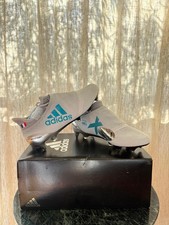 crampons foot Adidas