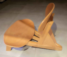 Petite chaise de méditation des années 1950 signée Alain Gaubert