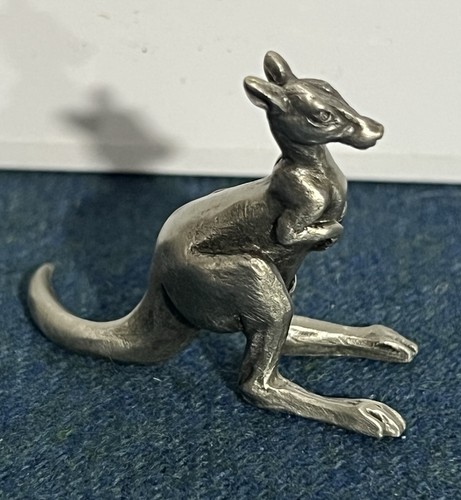 Hudson pewter female kangaroo - pewter,