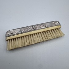 Peigne Ancien à Moustache