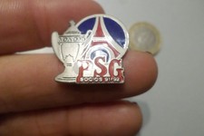 Badge pin s broche coupe