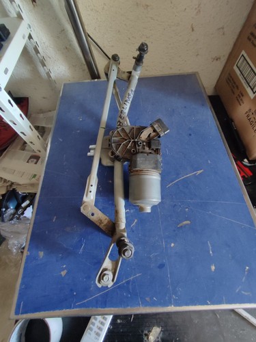 Moteur essuie glace avant - essuie,