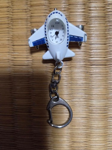Porte clés avion - rétro, avec