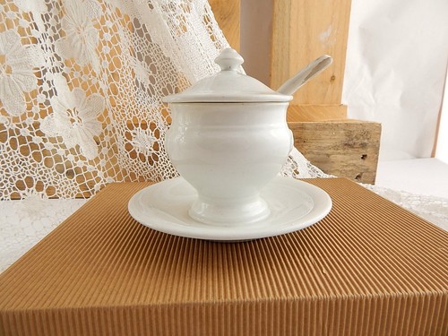 Ancienne saucière - ancienne,