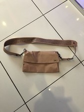 Sac à bandoulière élégant