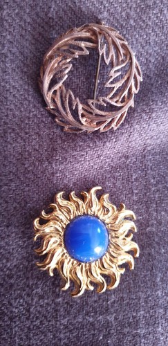 Lot broches vintage pour - de,