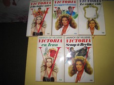 Victoria n°1-2-3-4 -5Annick de Villiers En Iran  L'Orchidée Noire - Lot 5 livres