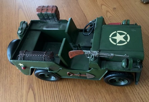 Jeep militaire vintage - , en