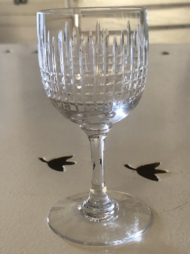 Baccarat verre vin - 1,