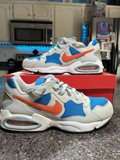615767-401 Nike Air Max Triax
