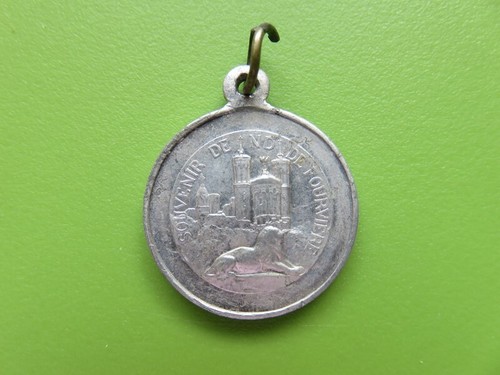 122 médaille aluminium - 122,