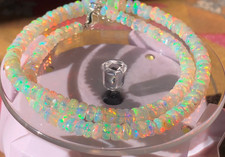 UNBELIEVABLE DEAL ! Collier