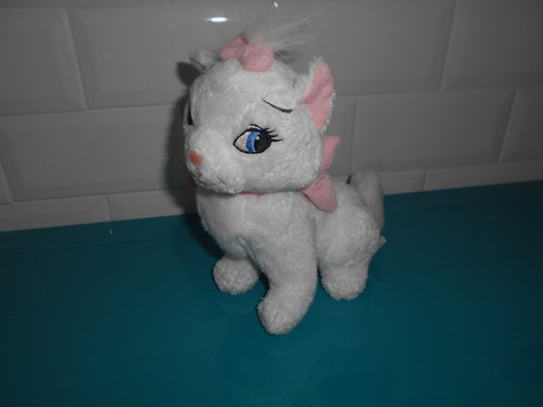 Peluche de marie les - marie,