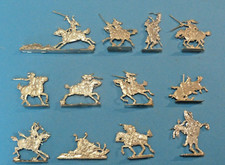 Plats d'étain - Zinnflachfiguren - Flat tin : 12 cavaliers anglais Waterloo