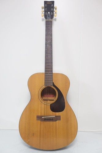 Guitare acoustique vintage