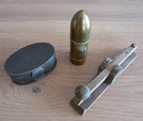 Lot objets militaire autre - objets,