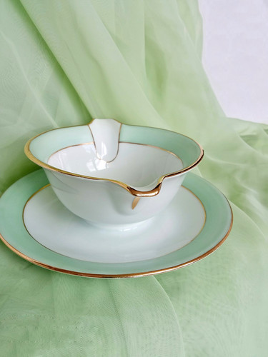 Saucière ancienne porcelaine