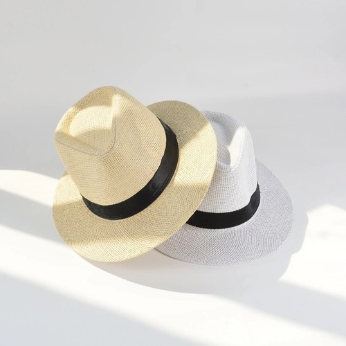 Pour chapeau paille avec - paille,