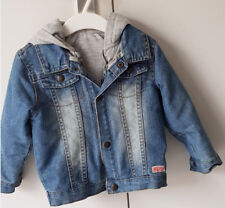 VESTE en JEANS 2 en 1 